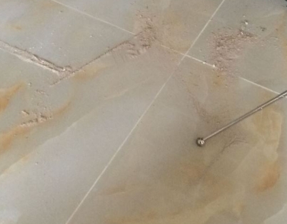 上饶市瓷砖空鼓维修公司分享粘合剂选择不当在瓷砖铺贴过程中可能导致以下问题